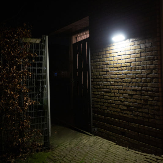 Iplux® Solar LED Wandlamp SafeSense Pro 900lm