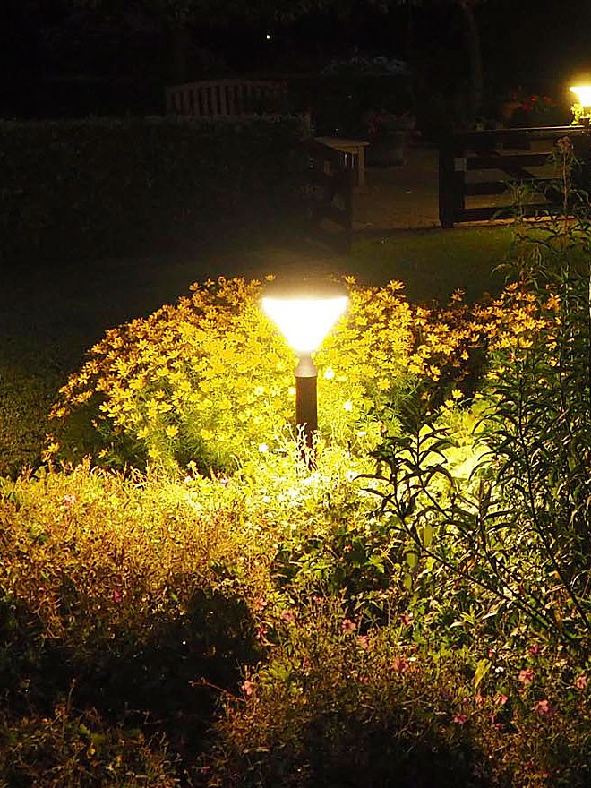 Iplux® Solar Lamp Staand Paris 75cm (Tijdelijk uitverkocht)