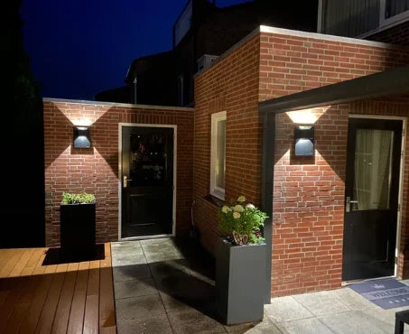 Wandlamp met huisnummer optie