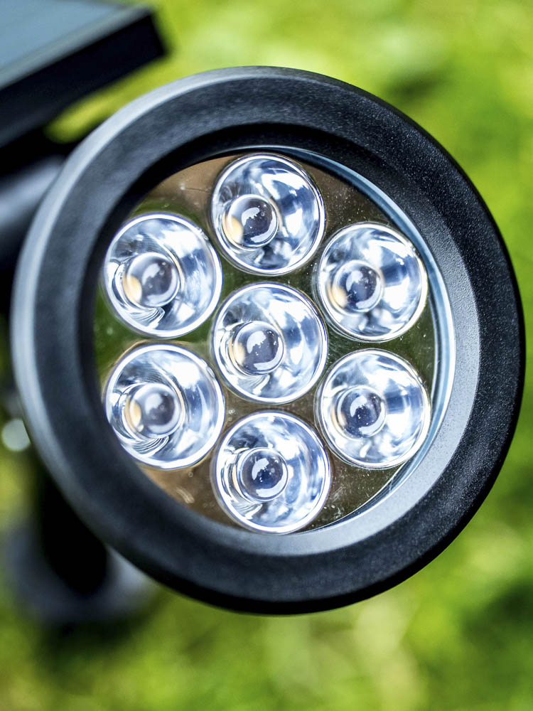 Close up Solar Tuinspot Iplux