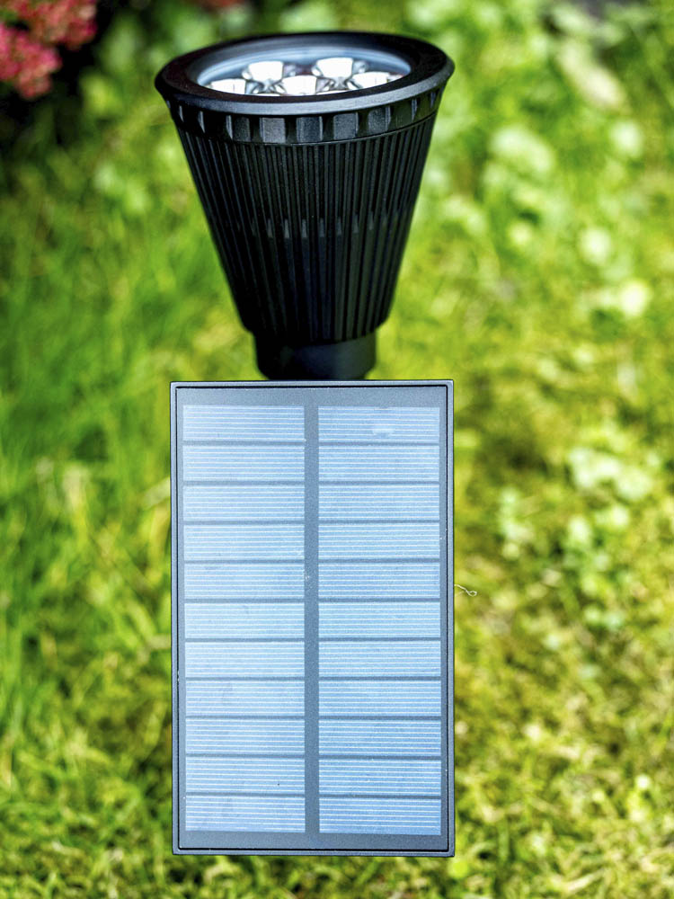 Iplux® Solar LED Tuinspot Pro 240lm